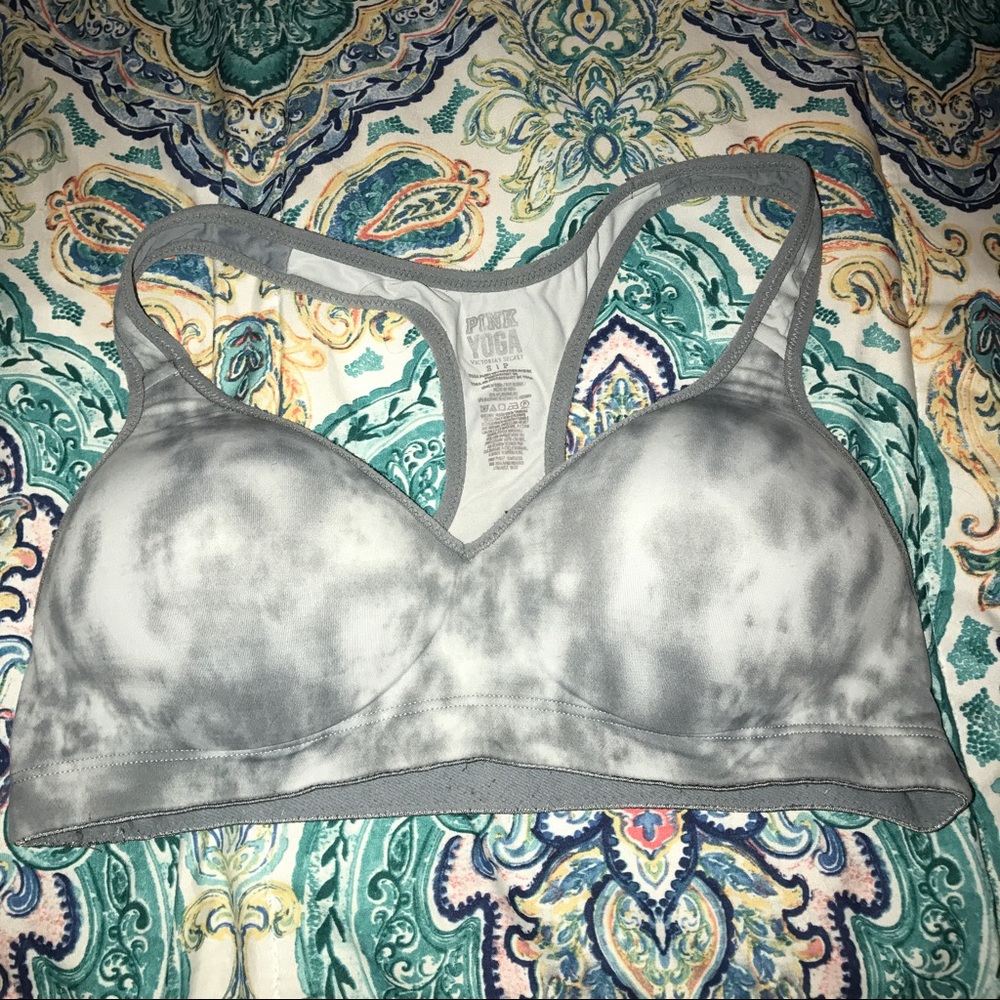 PINK Victoria's Secret sports bra