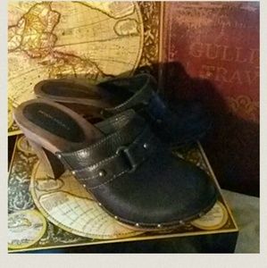 Banana Republic wooden clogs