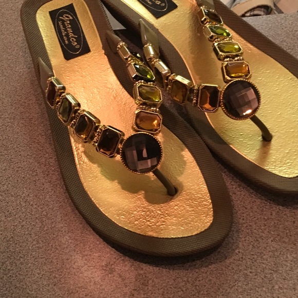 Flip flops - Picture 1 of 1