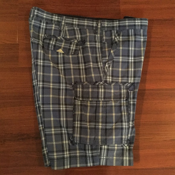 Transcript cargo shorts - Picture 3 of 4