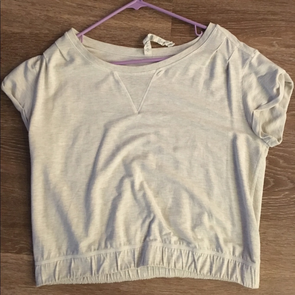 Lululemon - Picture 2 of 4