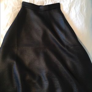 Banana republic a-line midi textured black skirt