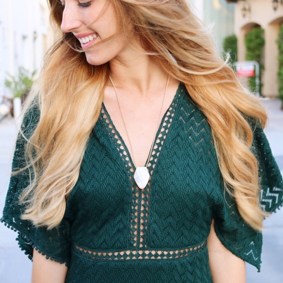 white marble stone necklace - Picture 2 of 3