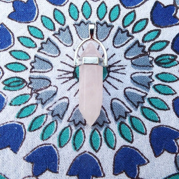 Rose Quartz Crystal Point Necklace With Black Cord - Picture 1 of 3