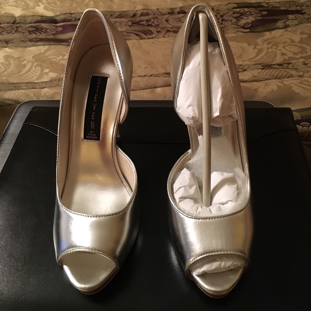 New 7 Steven by Steve Madden 'Lollyy'