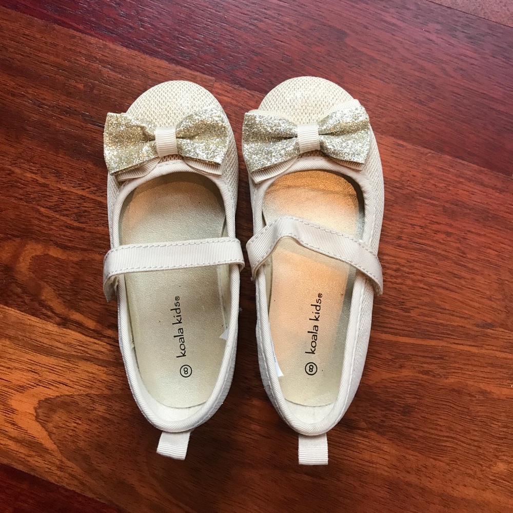 Sparkly gold flats