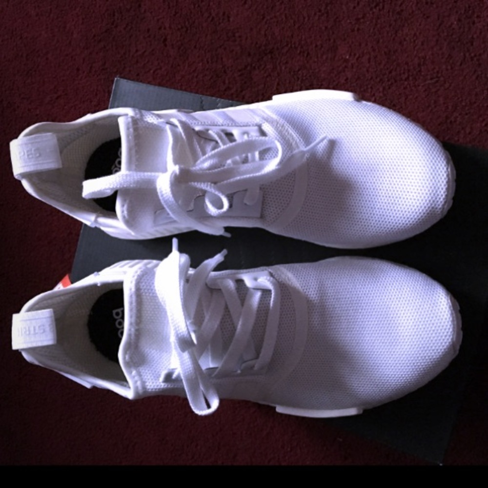 Adidas NMD R1 Triple White