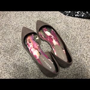Steve Madden suede flats