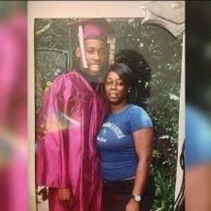 Meet your Posher, Dontae