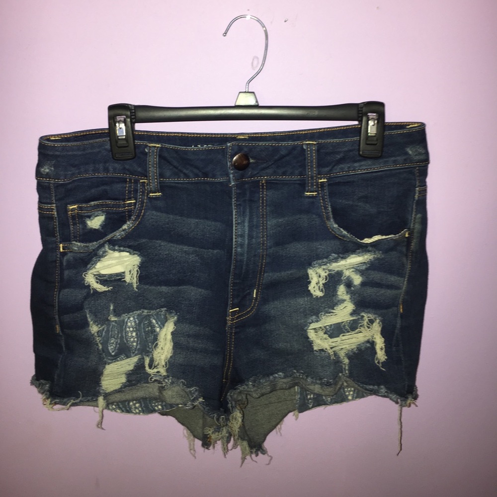 American eagle ripped dark wash hi rise shortie