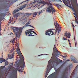 Meet your Posher, Lynette