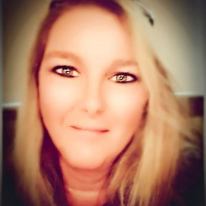 Meet your Posher, Hazel