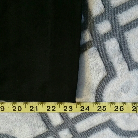 Michael Kors Capris - Picture 5 of 7