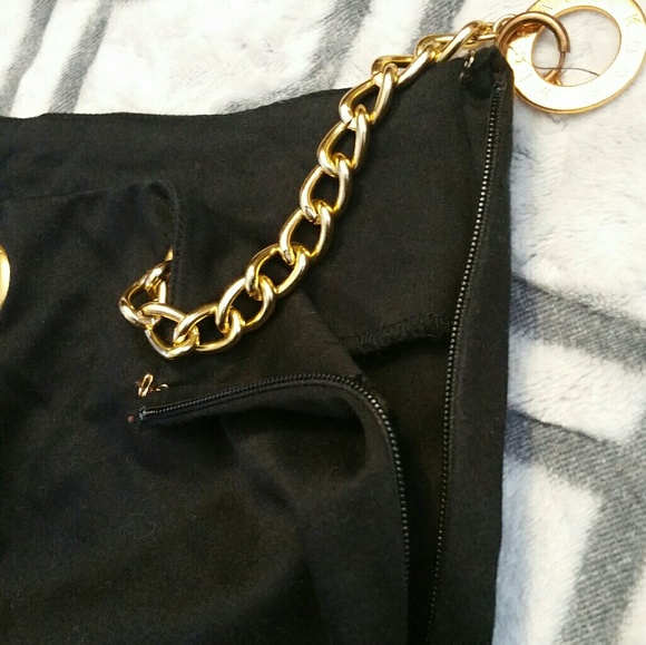 Michael Kors Capris - Picture 6 of 7