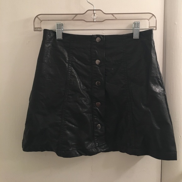 Forever 21 Faux Leather Button Up Mini Skirt - Picture 1 of 2