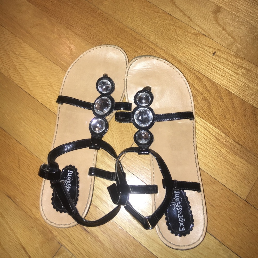 Expressions sandals!!