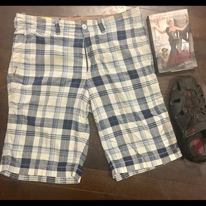 Blue & white plaid cargo shorts 34w