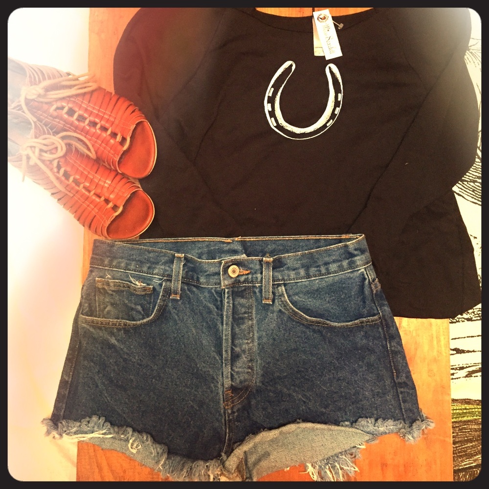 LAST CHANCE! Vintage High Waisted Jean Shorts