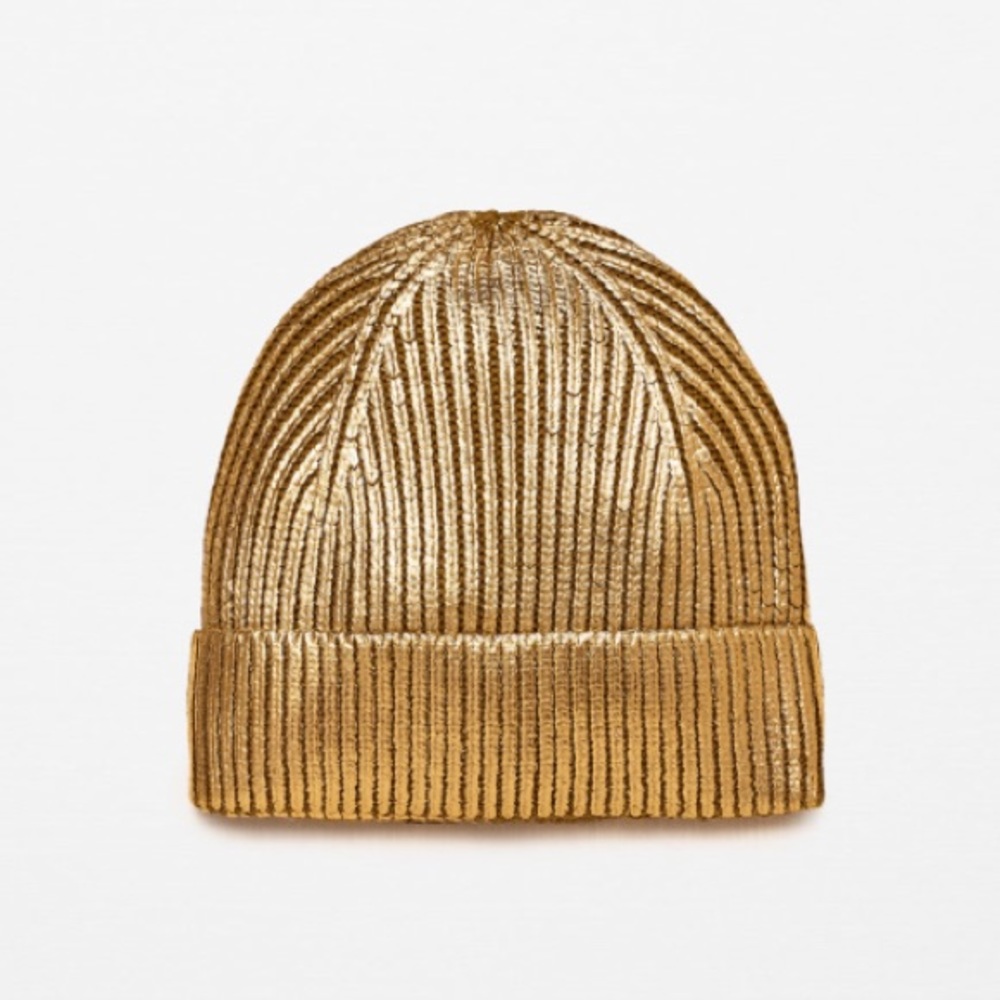 📦MOVING SALE📦 Zara Gold Beanie