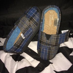 Tom's Toddler slippers