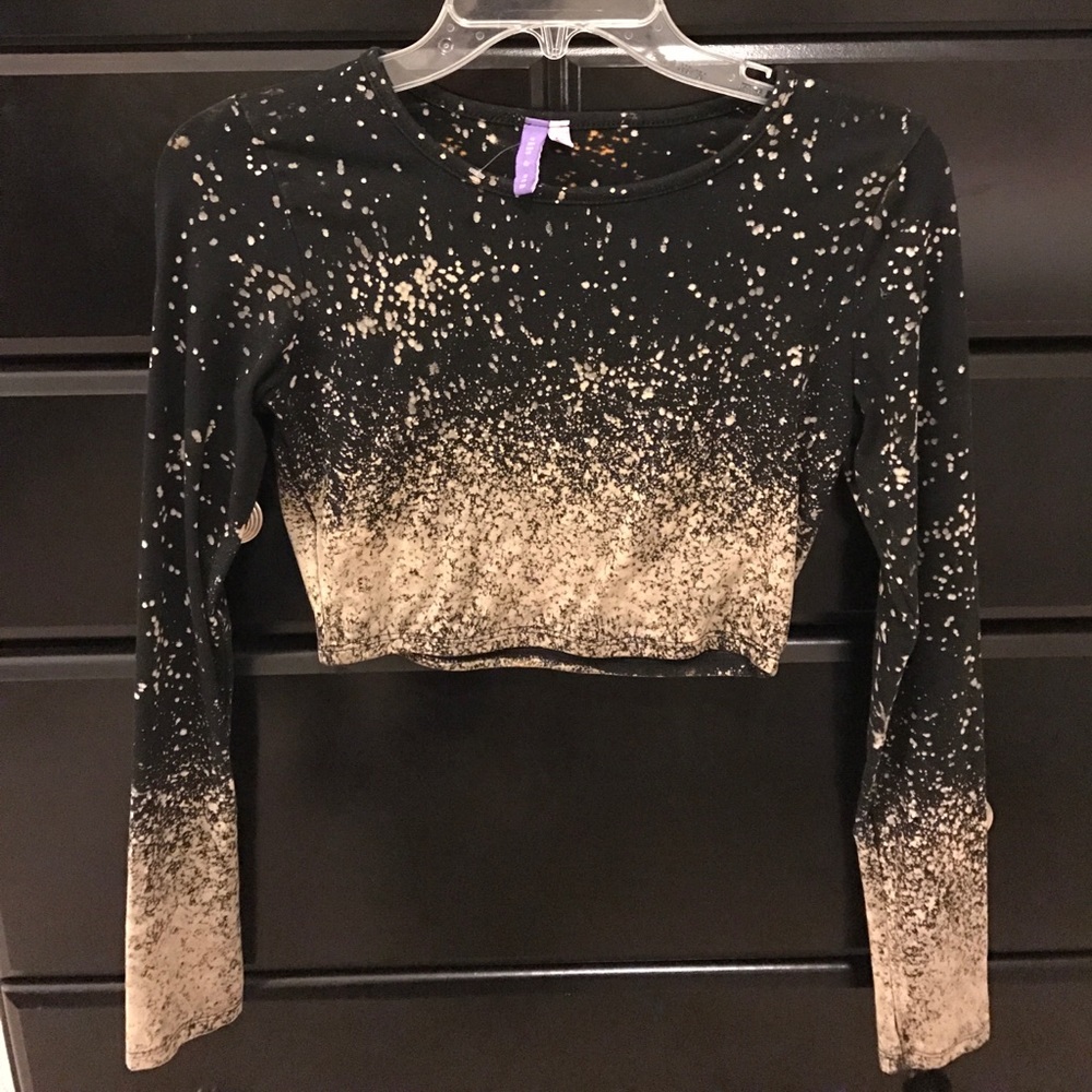 LF Splatter Paint Long Sleeve Crop Top