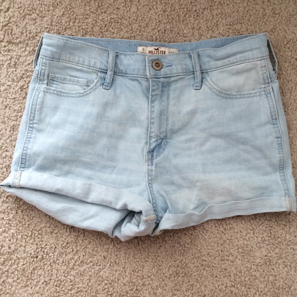 Hollister high waisted shorts