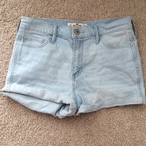 Hollister high waisted shorts