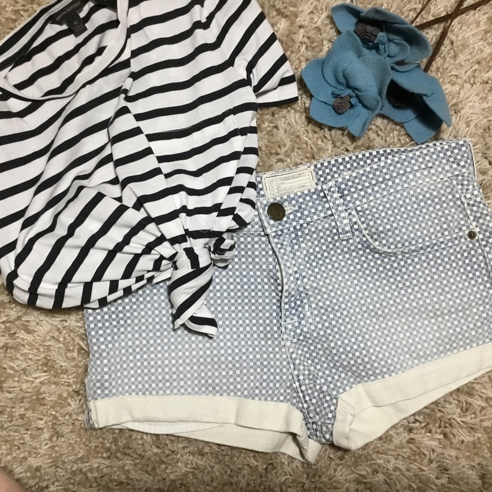 Current/Elliott Stretch Cuffed Shorts ☀️