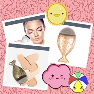 🚫SOLD🚫 🐬Rose Gold Mermaid Make up Brush🐬