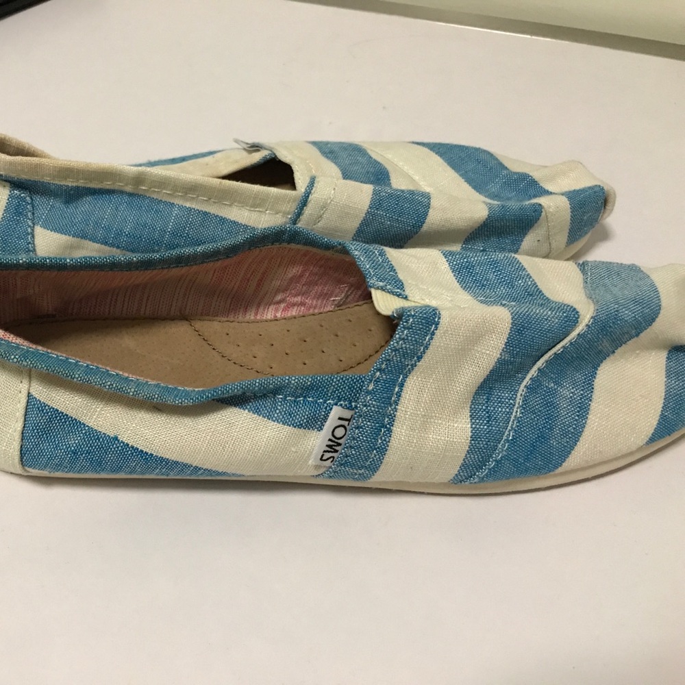 TOMS blue and white striped shoes (10)