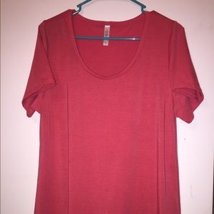 Size large Lularoe Classic T
