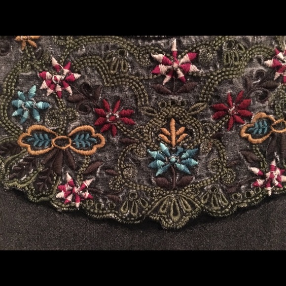 Edgy Embroidered Tank - Picture 3 of 4