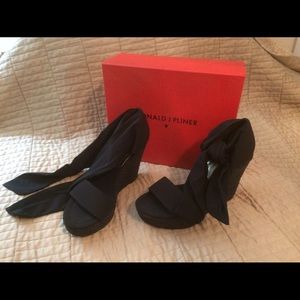 Donald J Pliner Espadrilles