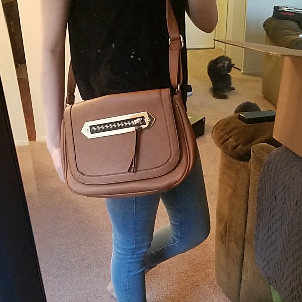 Brown faux leather cross body purse