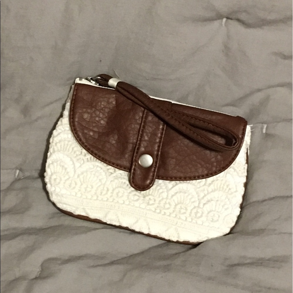 Wristlet
