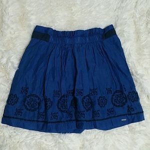 Hollister embroidered blue cotron mini skirt