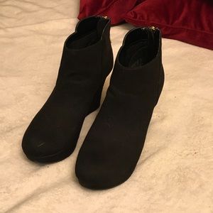 "Christian Cipriano" ankle boots