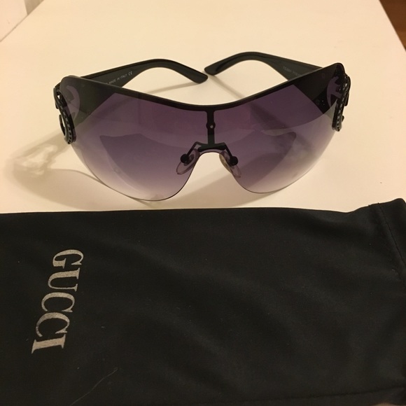 Designer Gucci sunglasses - Picture 4 of 4