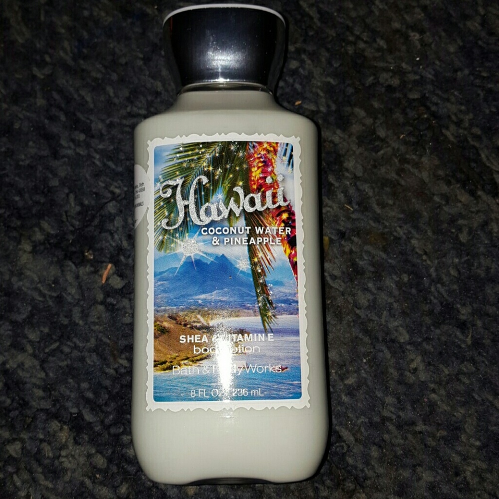 BATH & BODY WORKS BODY LOTION