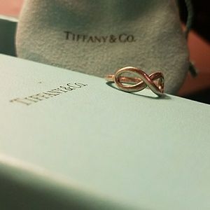 🌟TIFFANY & CO infinity ring