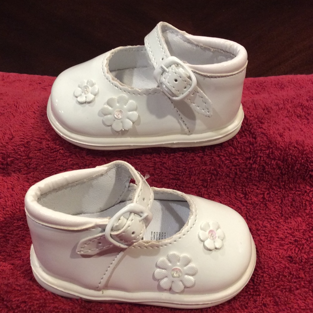 White infant shoes