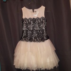 Chantilly Place Dress