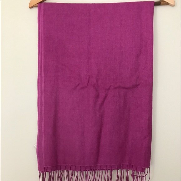 Pink pashmina wrap - Picture 1 of 2
