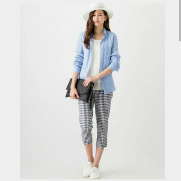 Gingham Capri Pant - Picture 4 of 8