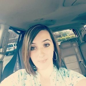 Meet your Posher, Monica