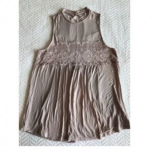 Sleeveless Top with Crocheted detail