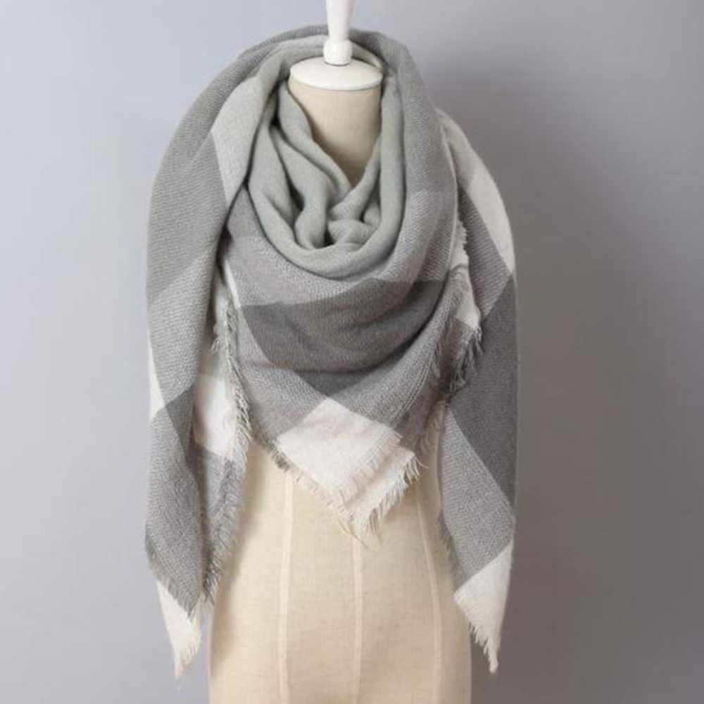 🆕 gray blanket scarf