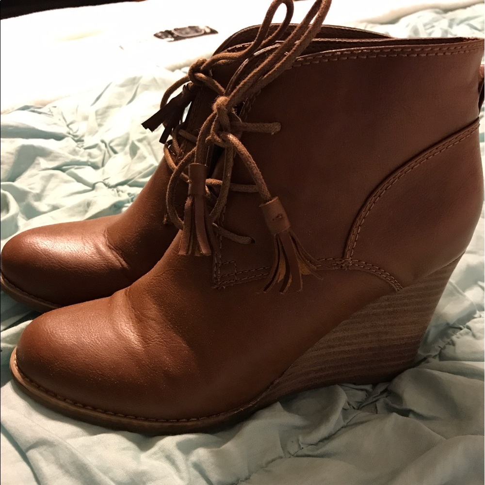 Like new , Comfortable wedges Xparrel brand