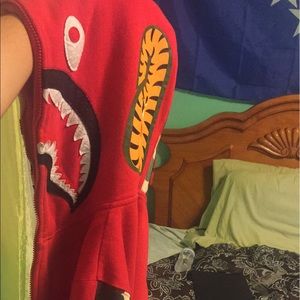 Bape shark Camo. Red and black. Red size L BlackXL