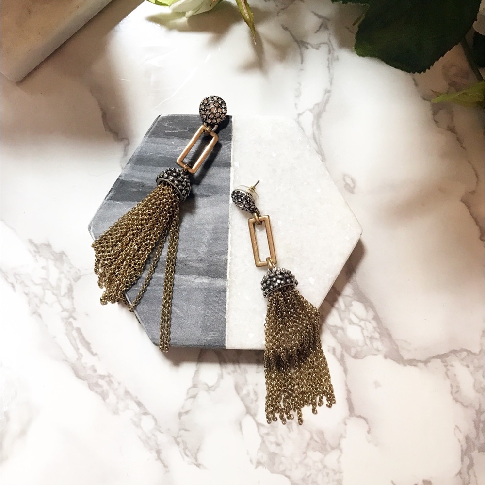 Beautiful aged gold tassel evening earrings $78